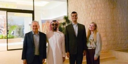 طحنون بن زايد: التعاون في التقنيات المتقدمة ركيزة أساسية لبناء مستقبل رقمي ذكي