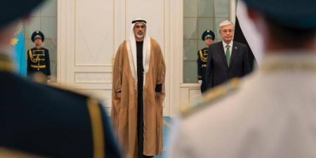 خالد بن محمد بن زايد يصل إلى القصر الرئاسي في العاصمة الكازاخستانية أستانا