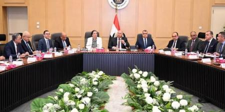 الوزير : لن يُسمح بصرف المخلفات الصناعية في البحر أو داخل باطن الارض