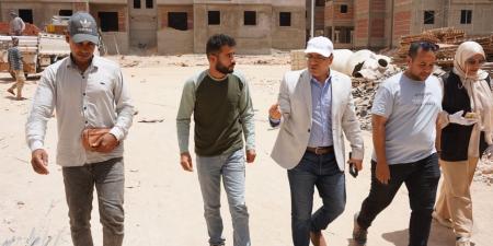 رئيس جهاز مدينة سوهاج الجديدة يتفقد وحدات المبادرة الرئاسية "سكن لكل المصريين" وأعمال التطوير