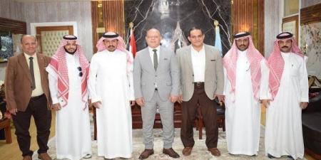 جامعة سوهاج تهتم بتطوير برامج الطلاب الوافدين وتسهيل حياتهم الجامعية
