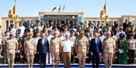 القوات المسلحة تنظم زيارة للملحقين العسكريين العرب والأجانب المعتمدين بجمهورية مصر العربية إلى الأكاديمية العسكرية المصرية وعدد من المشروعات القومية المصرية