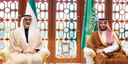 خالد بن محمد بن زايد يبحث العلاقات مع ولي العهد السعودي