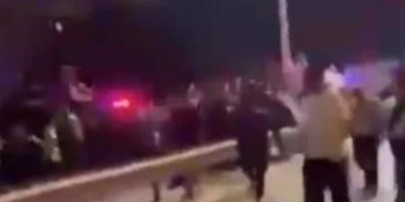 الميليشيات المسلحة فى طرابلس تطلق الرصاص على متظاهرين يطالبون بإسقاط الدبيبة