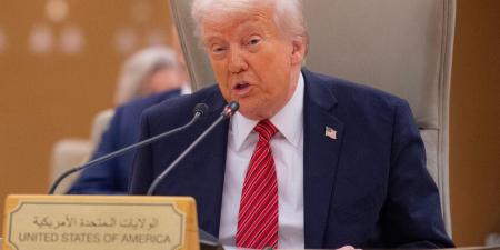 ترامب: إيران تريد التجارة مع الولايات المتحدة