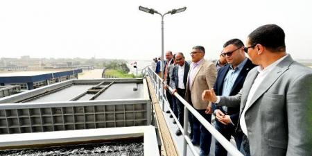 وزير الإسكان ومحافظ الجيزة يفتتحان المرحلة الأولى من محطة مياه الشرب بأوسيم