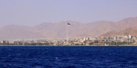 الموافقة على تقديم مزايا وحوافز لتعزيز جاذبية العقبة السياحية والسكنية وتشجيع الاستثمار العقاري فيها