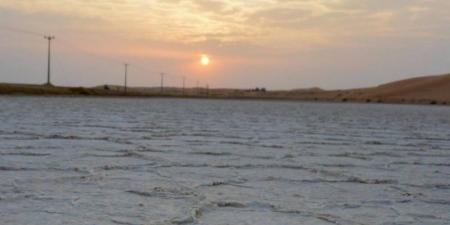بحيرات الملح الطبيعي تتجلى في بلدة العوشزية بعنيزة