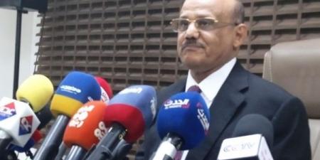 غدا الأحد.. محافظ البنك المركزي يعلن بدء استقبال طلبات المصارفة والتحويل من رجال الأعمال والشركات