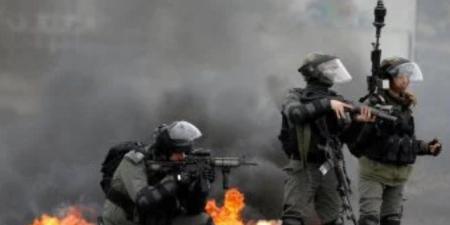 الاحتلال يعتدى على صحفيين ويتسبب فى اندلاع حريق شمال القدس