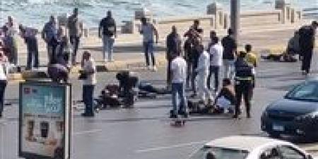 بالأسماء حادث مروع على كورنيش الإسكندرية أسفر وفاة شخصين و إصابة ٧