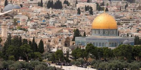 الاحتلال يبدأ بشق شارع استيطاني في حزما شمال شرقي القدس
