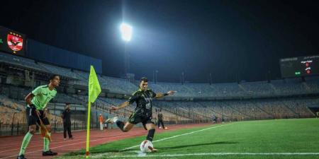 جماهير الزمالك والأهلي تشتم زيزو وحسام حسن