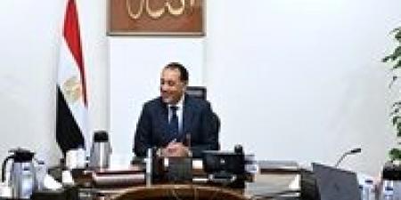 رئيس الوزراء يتابع جهود توفير المنتجات البترولية وموقف سداد مستحقات الشركاء الأجانب