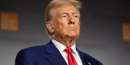 ترامب يحث الصين على شراء فول الصويا مع اقتراب الهدنة