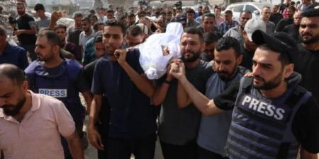 "المنظمات الأهلية": اغتيال الصحفيين محاولة فاشلة لإسكات الحقيقة ومنع نقل الرواية ومشاهد الجوع للعالم