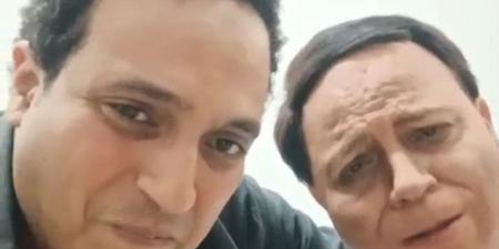 تامر عبدالمنعم يكشف حقيقة إتهامات أحد ممثلي نوستالجيا ٩٠/٨٠