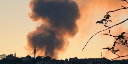 إعلام فلسطيني: جيش الاحتلال ينسف مباني سكنية بحي الزيتون بغزة