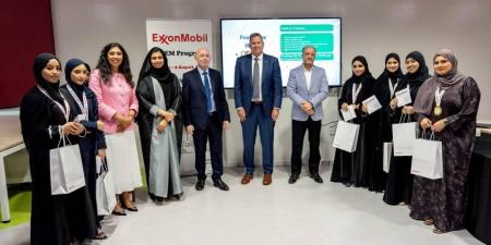 اختتام برنامج «قادة المستقبل في العلوم» بجامعة أبوظبي