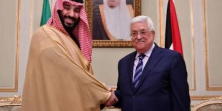 الرئيس عباس يبحث هاتفياً مع ولي العهد السعودي آخر التطورات في فلسطين