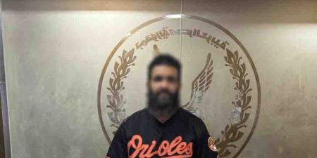 ضبط صانع محتوى لنشره مقاطع فيديو بمواقع التواصل الإجتماعى تتضمن مشاهد عنف وتمثل خروجاً سافراً على الآداب العامة