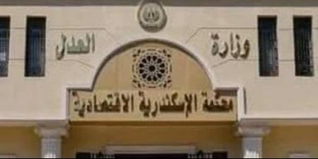 بعد اتهامها بالسب والقذف والإزعاج .. تأجيل محاكمة المتهمة بالتشهير بفنانة على السوشيال ميديا لـ30 أغسطس