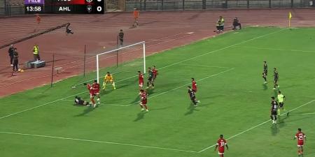 الحكام تكشف مدي أحقية الأهلي في ركلة جزاء وعقوبة جمهور الزمالك