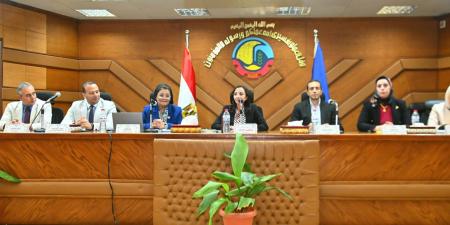 محافظ البحيرة تؤكد : إرتفاع كبير في مؤشرات محو الأمية