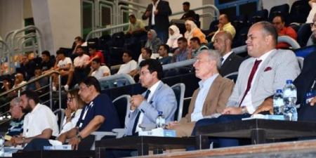 وزير الرياضة يدعم منتخب الناشئين أمام الدنمارك في مونديال اليد