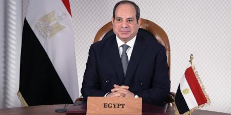 الرئيس السيسي يقرر التجديد لأسامة ربيع رئيسا لقناة السويس لمدة عام