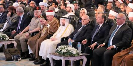 رئيس هيئة النيابة الإدارية يشارك في مؤتمر "صناعة المفتي الرشيد"