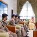 أمير الرياض يستقبل مدير مديرية الدفاع المدني بالمنطقة