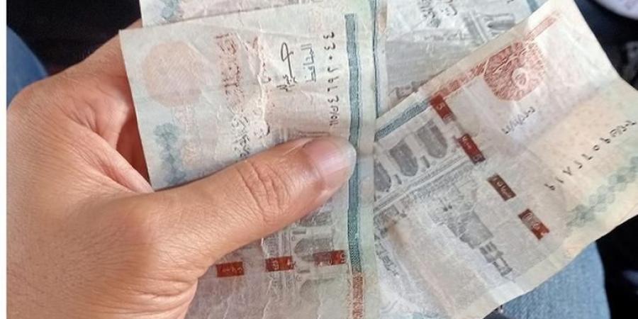 “النقود المتهالكة” تطارد البنوك والمستهلكين