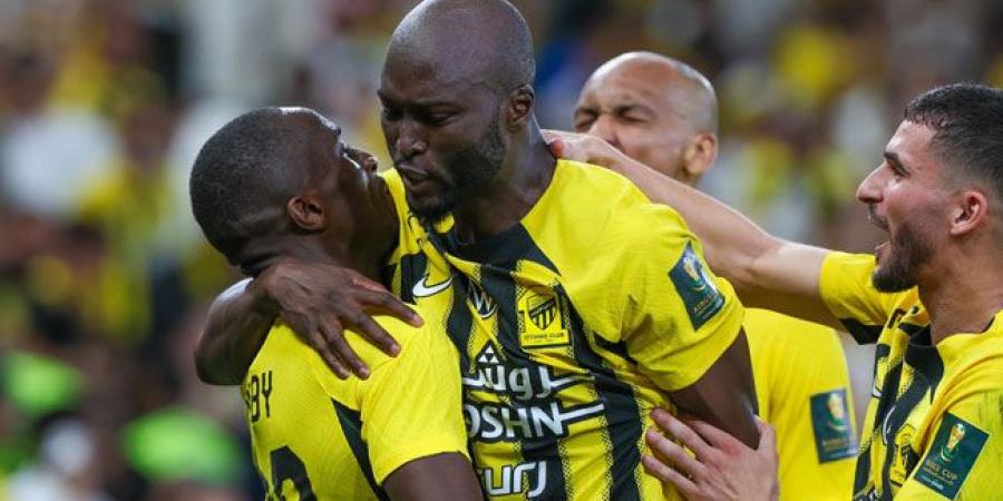 في الجولة 29 من روشن.. الاتحاد يعزز الصدارة.. وتعادل الهلال بطعم الخسارة
