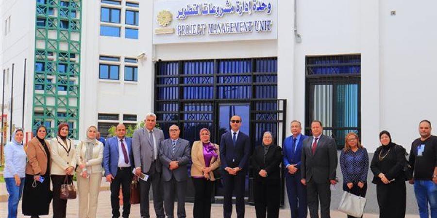 جامعة دمنهور تدشن مبنى الخدمات الرقمية لدعم التحول الرقمي وتعزيز كفاءة العمل الأكاديمي والإداري