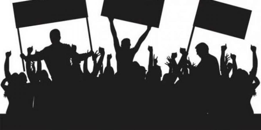 عاجل/ معطّلون عن العمل يطالبون بإصدار أمر رئاسي لتشغيلهم