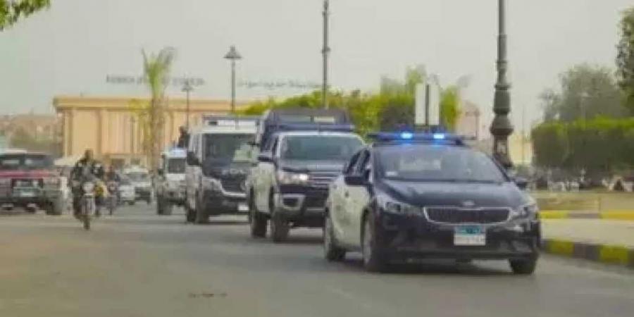 ضبط سائق سيارة بمنظومة نقل خاصة بتهمة التعدى على راكبة