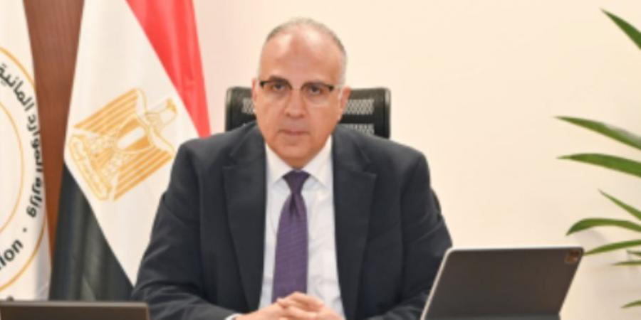 وزير الري يبحث موقف مشروع "الإدارة الذكية للموارد المائية بقطاع الزراعة في مصر"