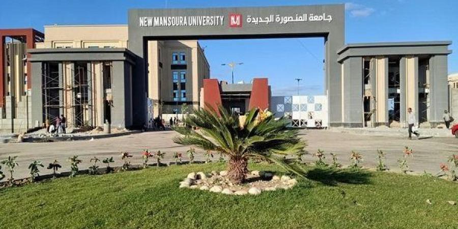 جامعة المنصورة الأهلية تعقد الجلسة الـ16 للمجلس الأكاديمي