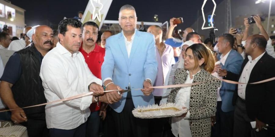 وزير الشباب والرياضة ومحافظ أسوان يشهدا مهرجان جنوب الصعيد