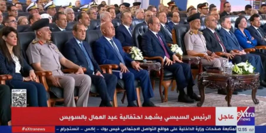 الرئيس السيسى: التوسع فى مد الحماية الاجتماعية للعمالة غير المنتظمة وصرف إعانات عند الوفاة