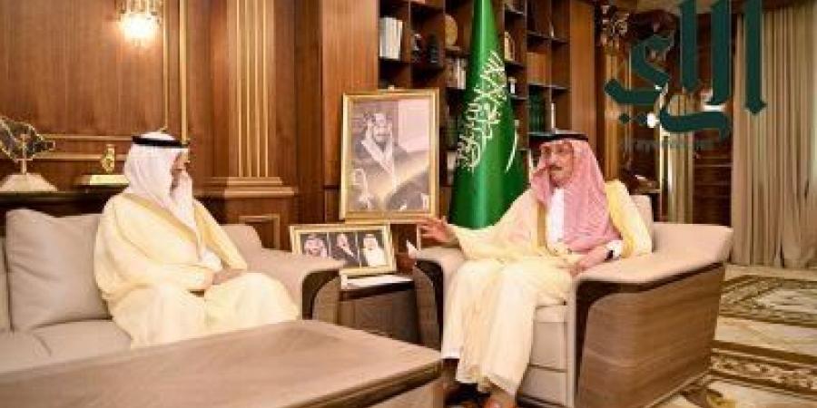 أمير جازان يستقبل مدير عام فرع وزارة العدل بالمنطقة