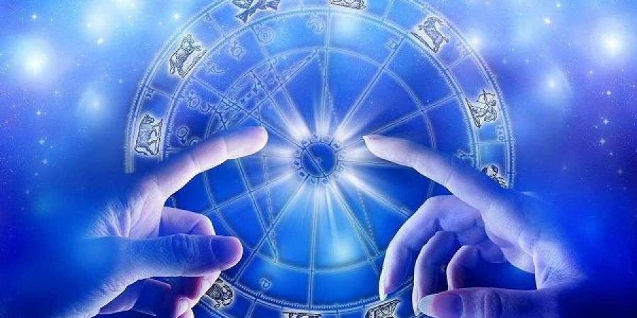 توقعات الأبراج وحظك اليوم الأحد 4-5-2025