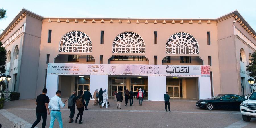 رئيس اتحاد الناشرين التونسيين: إقبال محترم على معرض الكتاب لكن القدرة الشرائية أثّرت على المبيعات