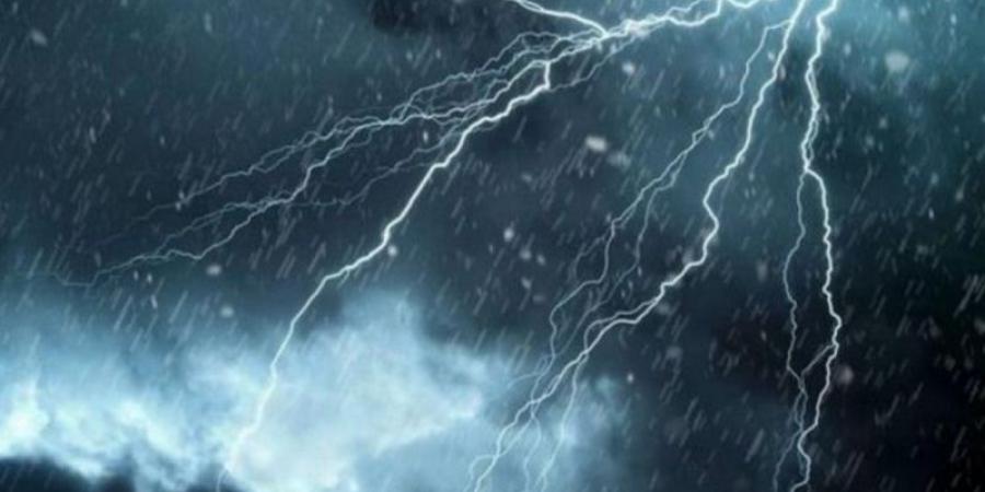طقس الليلة.. أمطار رعدية بعدد من الجهات