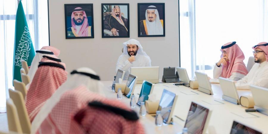 الأمير سعود بن جلوي يتفقد مركز ذهبان ويلتقي الأهالي