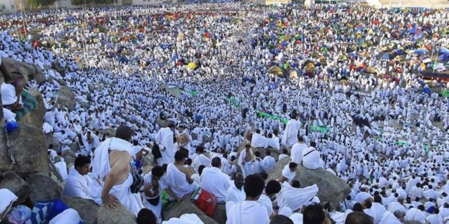 السعودية تعلن عقوبات صارمة ضد مخالفات الإيواء بالحج