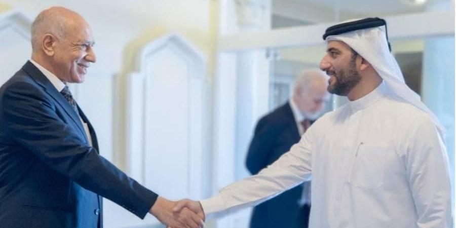 سلطان بن أحمد يعين عصام الدين عجمي مديراً لجامعة الشارقة