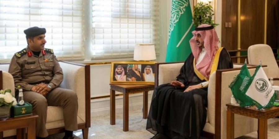 أمير الجوف يستقبل مديري الأجهزة الأمنية والإدارات الخدمية بمحافظة صوير