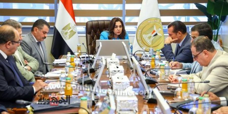 وزيرة التنمية المحلية: متابعة 16 مركزًا تكنولوجيًا في 9 محافظات